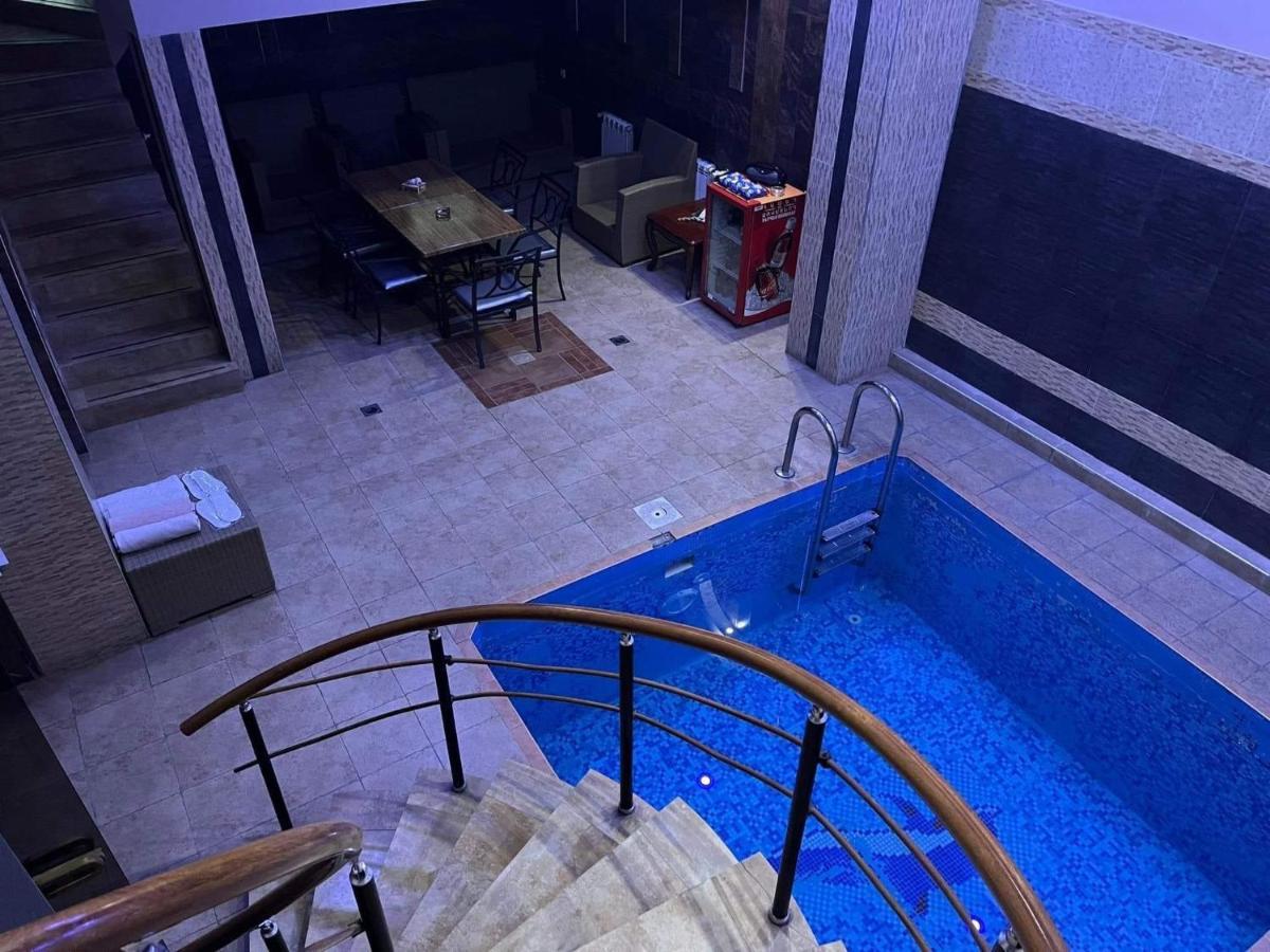 Joy Hotel Apartament Erivan Exterior foto